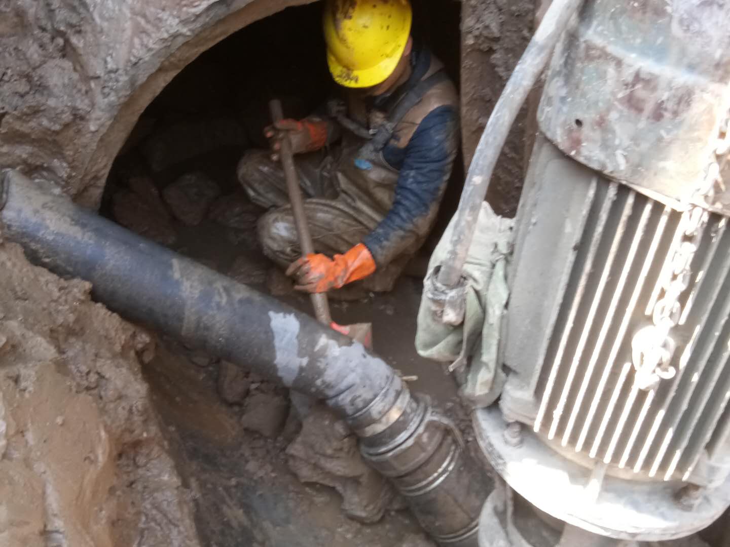 东路镇管道清淤